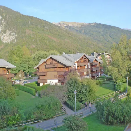 Apartamento 5 Pers. Avec Balcon Privé Et Parking à - Fr-1-629-20 Samoëns